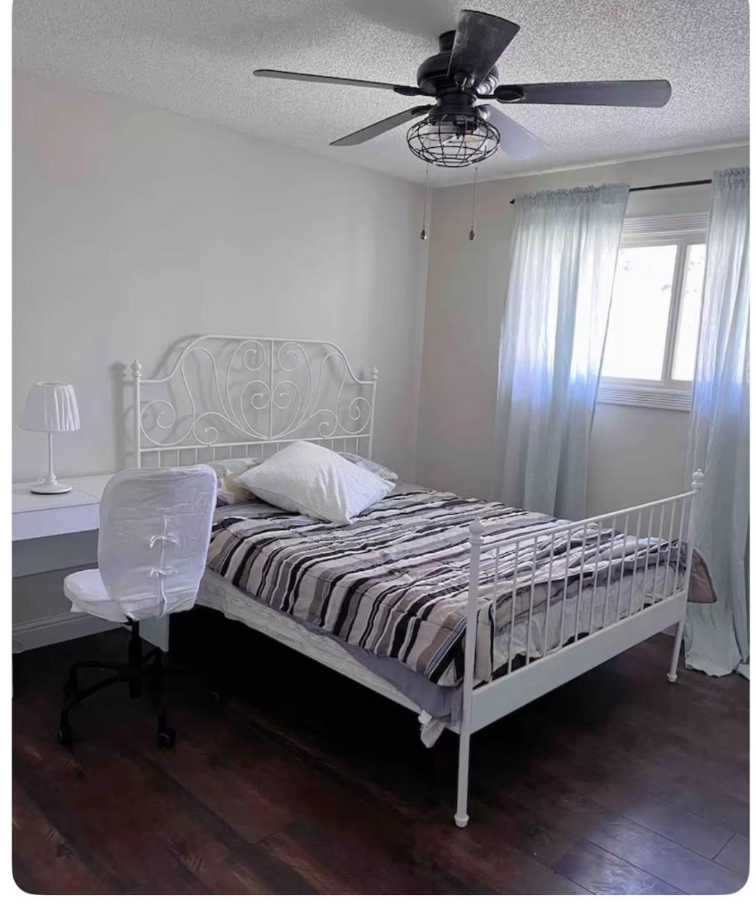 Gorgeous House&30 Second Bus Station Close C-Train& Free Parking YYC Exteriér fotografie